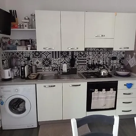 Sabrina's House * Джардіні-Наксос