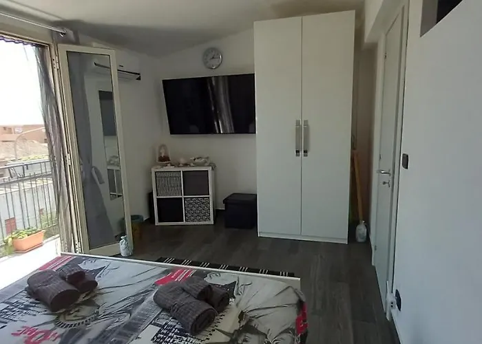 アパート Sabrina's House